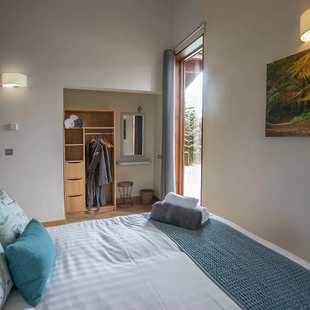 Blackwood Forest Cabins - Forest Holidays Popham Bagian luar foto