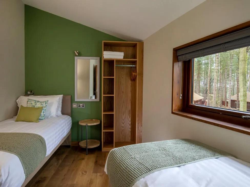 Blackwood Forest Cabins - Forest Holidays Popham Bagian luar foto