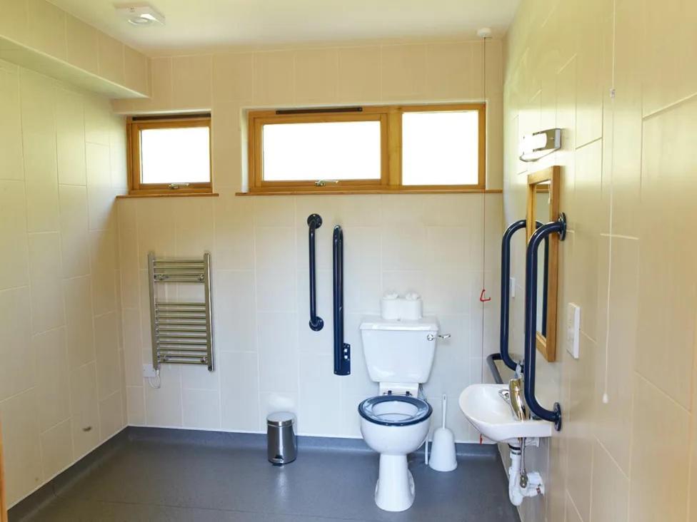 Blackwood Forest Cabins - Forest Holidays Popham Bagian luar foto