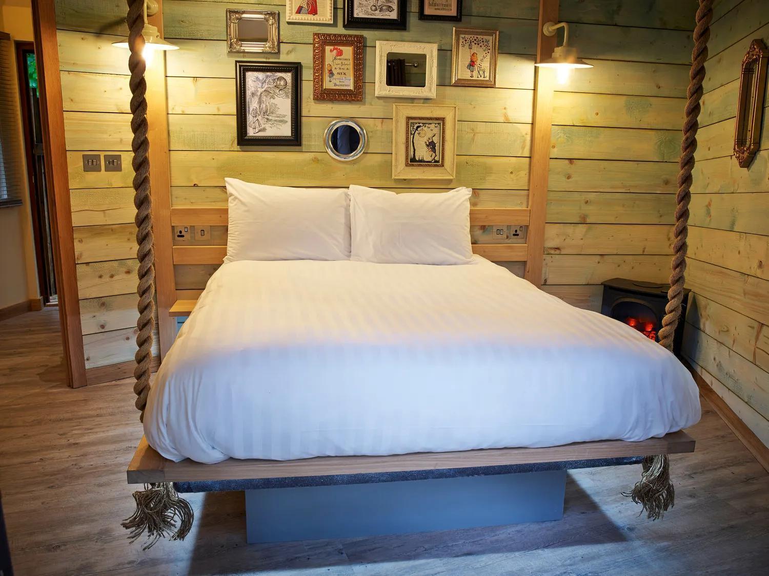 Blackwood Forest Cabins - Forest Holidays Popham Bagian luar foto